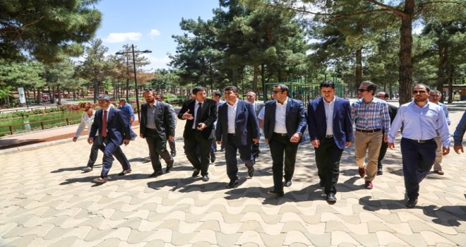 KENT KONSEYİ ŞEHİTKAMİL’İ GEZDİ