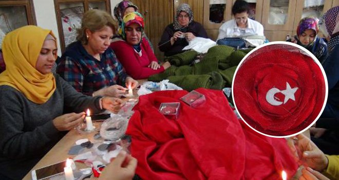  Kilisli kadınlardan asker eşlerine ay- yıldızlı broş