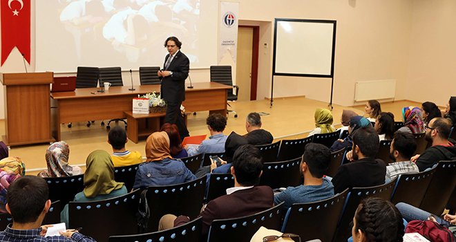  Prof. Dr. Pişkin'den gençlere çağrı