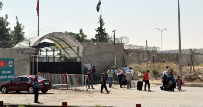 SURİYE’YE GEÇMEYE ÇALIŞAN 18 KİŞİ YAKALANDI