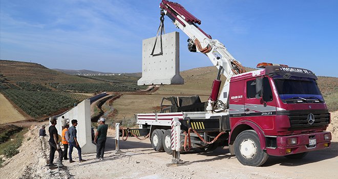 13 sınır kapısının röntgeni çekildi