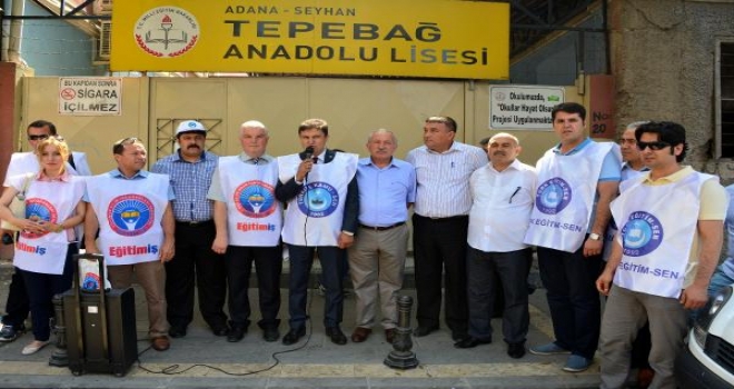 Adanada Okul Müdürleri Bıçaklandı, Sendikalar Tepki Gösterdi