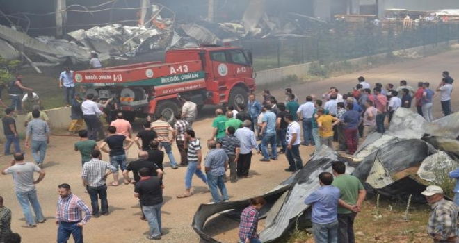 İnegölde Sandalye Fabrikasında Yangın 