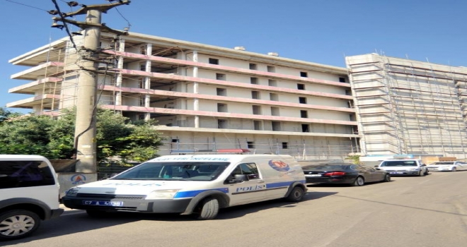 İnşaat İşçisi Asansör Boşluğunda Ölü Bulundu