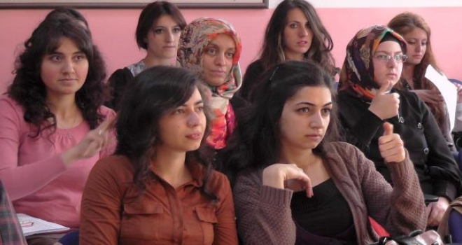 Halk Eğitim Merkezinde İşaret Dili Öğretiliyor