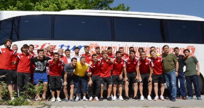 Denizli Büyükşehir Belediyespor Umuda Gitti