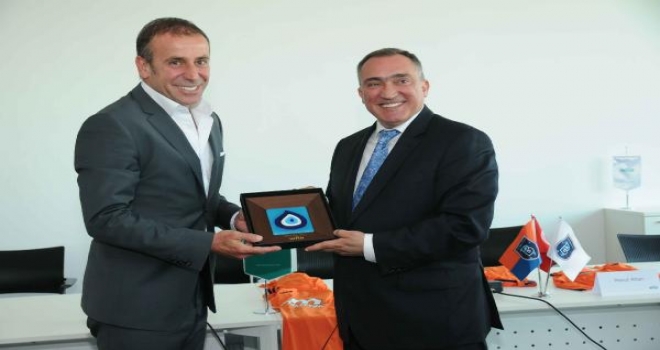 İstanbul Başakşehir, Sponsoru Wiloyu Ziyaret Etti