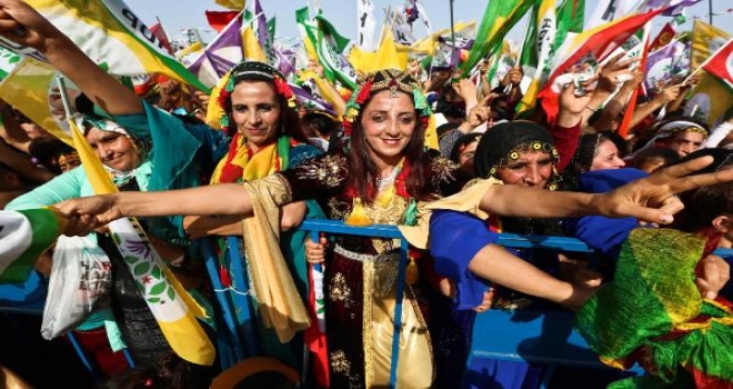 Demirtaş: Cumhurbaşkanlığını Beğenmediysen İstifa Et, Akpnin Başına Geç (2)