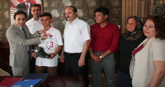 Küçük Mucit Altınla Ödüllendirildi