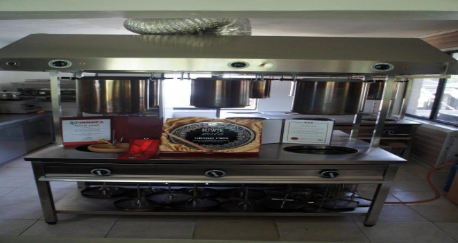 Tenekede Tavuk Pişirme Tekniği Türkiyeye Ödül Getirdi