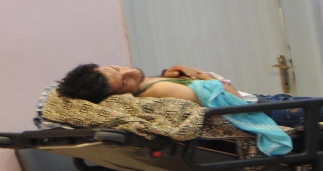 Sinir Krizi Geçiren Suriyeli Genç Elini Kesti