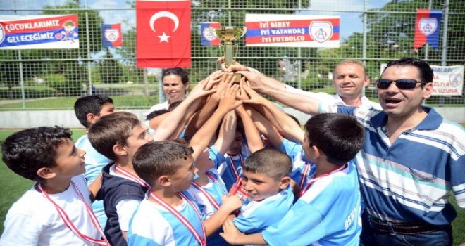 Altınordunun Aklı Kerimde