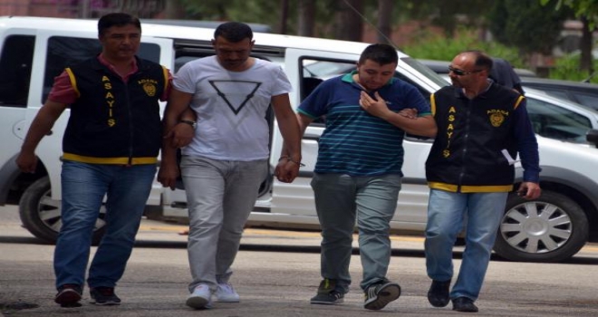 Seyyar Yasa Dışı Bahisçiler Yakalandı