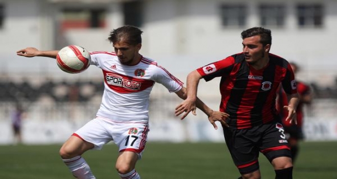 Nazilli Belediyespor Emre İşçilerle Anlaştı 