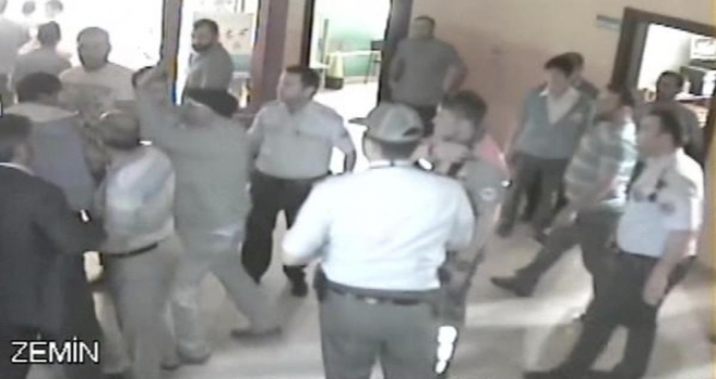 Anaokulu Öğrencisinin Ailesi Öğretmene Kızıp Okul Bastı