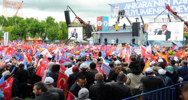 Davutoğlu: Hiç Çekinmeden Söylüyorum, O Yardımlar Bayırbucak Türkmenlerine Gidiyordu 