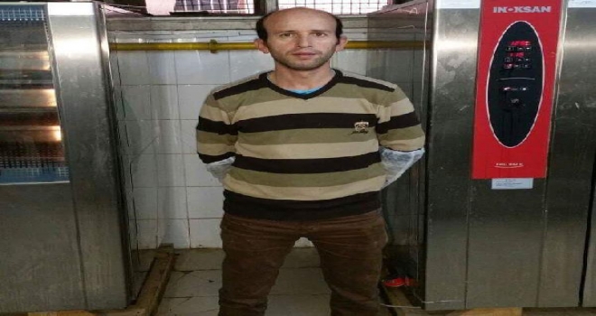 Dövüp Ormanda Ölüme Terk Ettiler