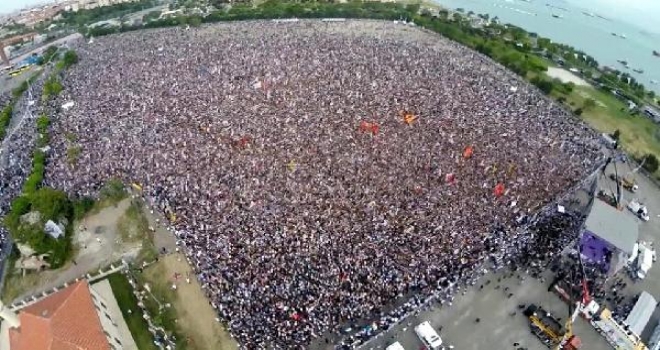 Ek Fotoğraf// Hdp Kazlıçeşme Mitingi