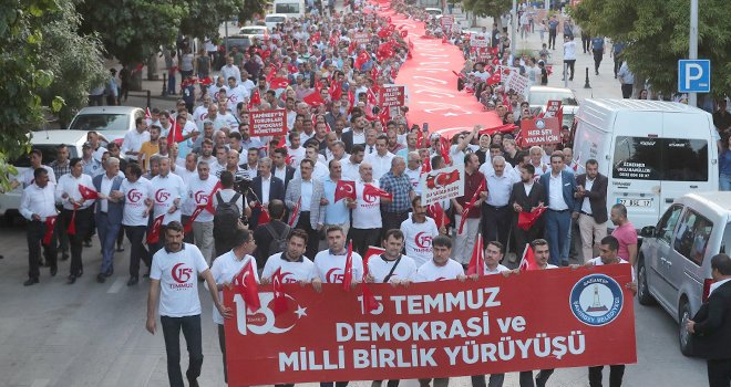 15 Temmuz Demokrasi ve Milli Birlik Günü yürüyüşü
