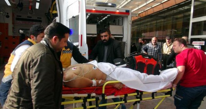 Kilis'e getirilen 19 yaralı ÖSO mensubundan 2'si öldü