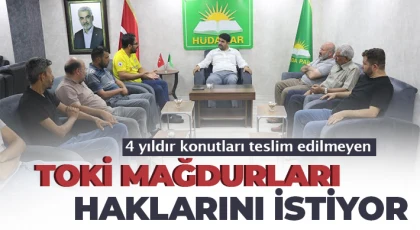 4 yıldır konutları teslim edilmeyen TOKİ mağdurları haklarını istiyor