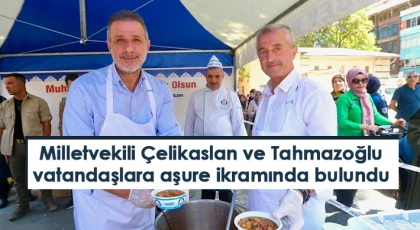 Milletvekili Çelikaslan ve Tahmazoğlu vatandaşlara aşure ikramında bulundu