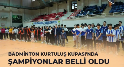 Badminton Kurtuluş Kupası'nda şampiyonlar belli oldu