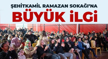 Şehitkamil Ramazan Sokağı’na büyük ilgi