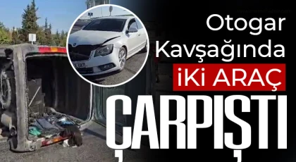  Nizip Otogar Kavşağında maddi hasarlı kaza