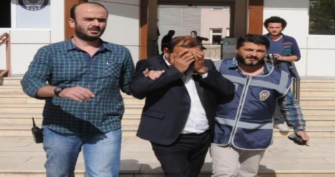 5 AYLIK BEBEĞİN KAFASINA SIKTI!..