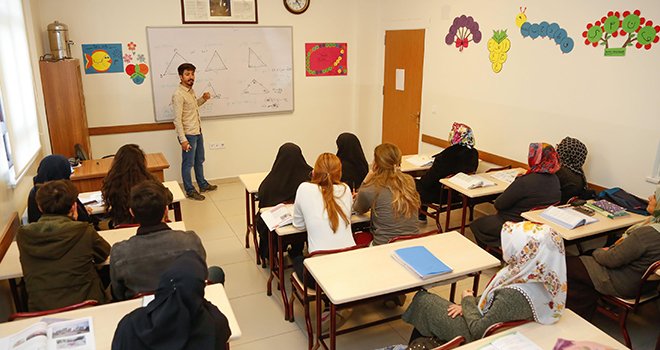 Açık öğretime akademik destek