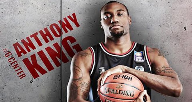 AMERİKALI KİNG ROYAL HALI’DA