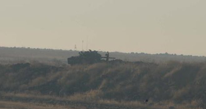 Askerin kaybolduğu sınıra tanklar konuşlandırıldı