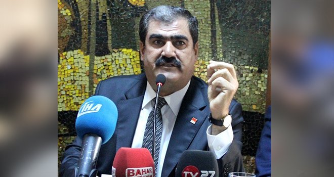 Atatürk'e dil uzatmak kimsenin haddi değildir