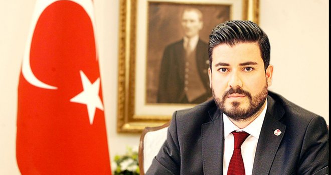 Ay: “Anadolu Basını Eriyor, Bitiyor" 