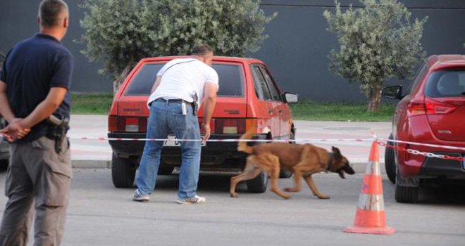 Bagajındaki valizlerde bomba paniği