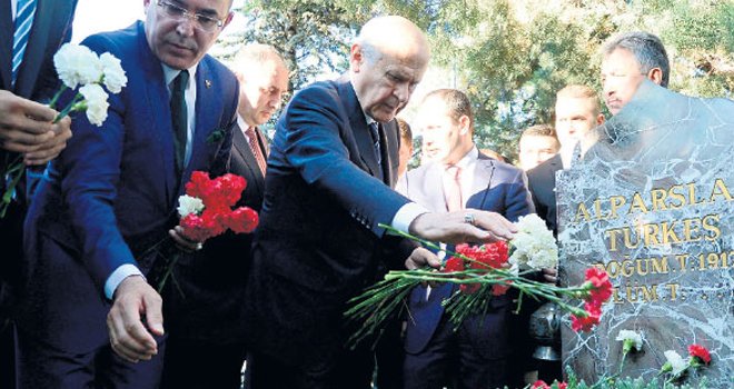 Bahçeli, tavrını o anketle belirledi