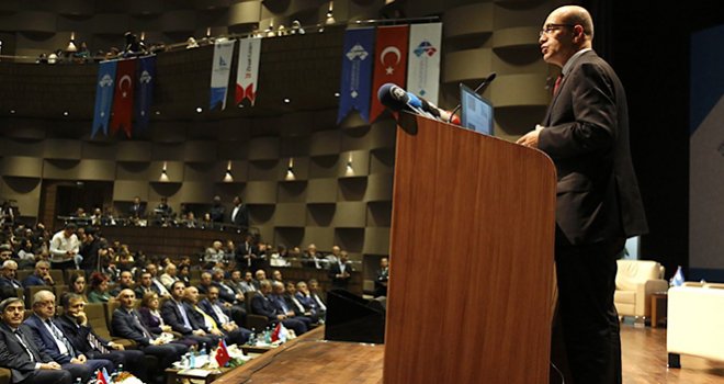 Bakan Şimşek'den İslami Muhasebe konferansı