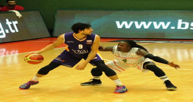 Banvit-Royal Halı Gaziantep Büyükşehir: 83-76