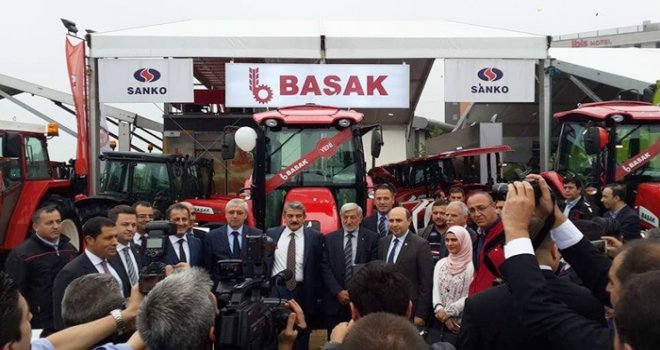 BAŞAK TRAKTÖR BURSA TARIM FUARI’NDA