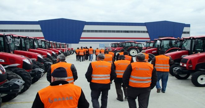 Başak Traktör, Bursa’dan gelen çiftçileri ağırladı