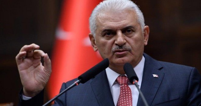 Başbakan Yıldırım: Hata yapın, hainlik yapmayın