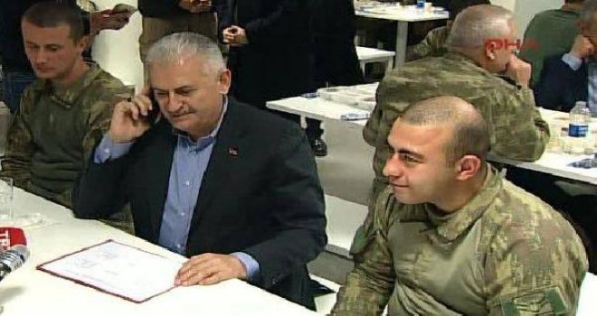 Başbakan'ın bulunduğu fotoğraftaki ikinci asker de şehit oldu