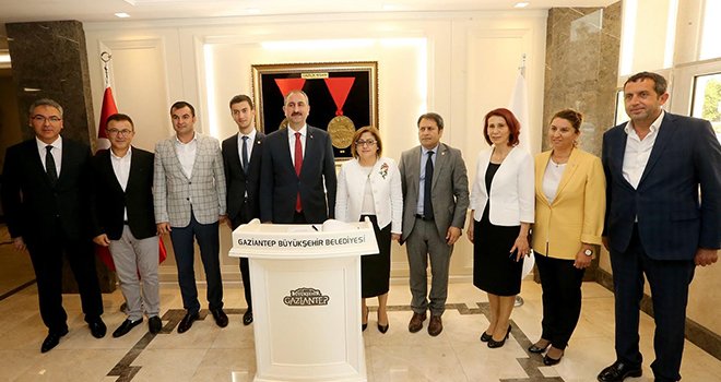 Başkan Şahin, Bakan Gül'ü ağırladı