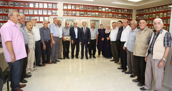Başkan Tahmazoğlu, Şehit ailelerini ziyaret etti