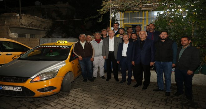 Başkan Tahmazoğlu Taksicilerle buluştu