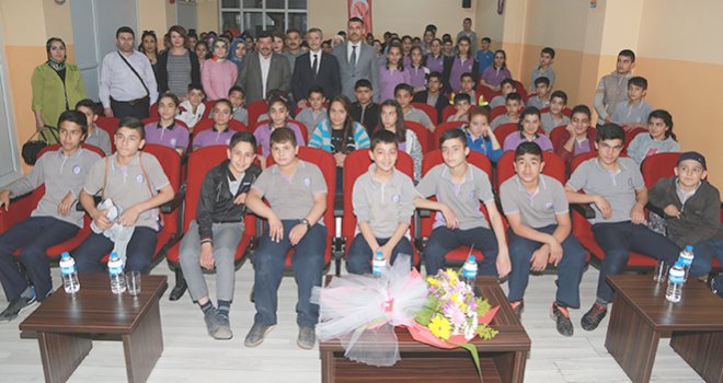 BAŞKAN TAHMAZOĞLU’NDAN EĞİTİME DESTEK