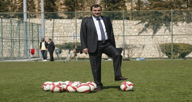 BAŞKAN TOPRAK’TAN HAKEMLERE SİTEM