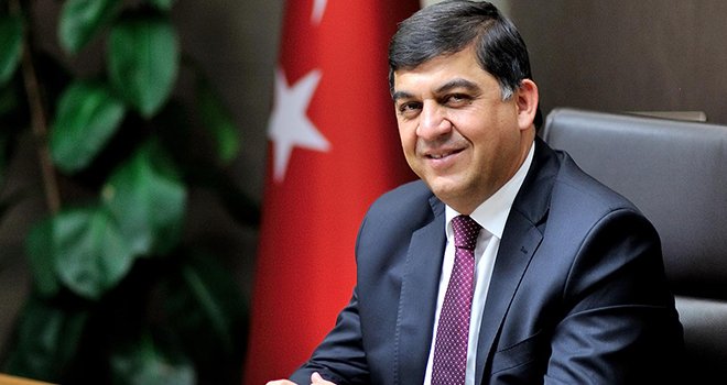 Başkan Fadıloğlu gençlerin bayramını kutladı