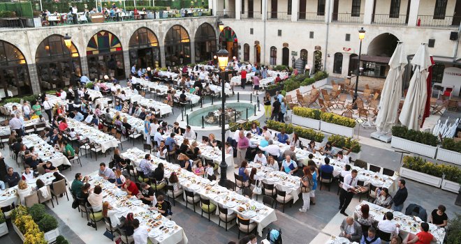 BAYAZHAN’DA RAMAZAN BİR BAŞKA GÜZEL!